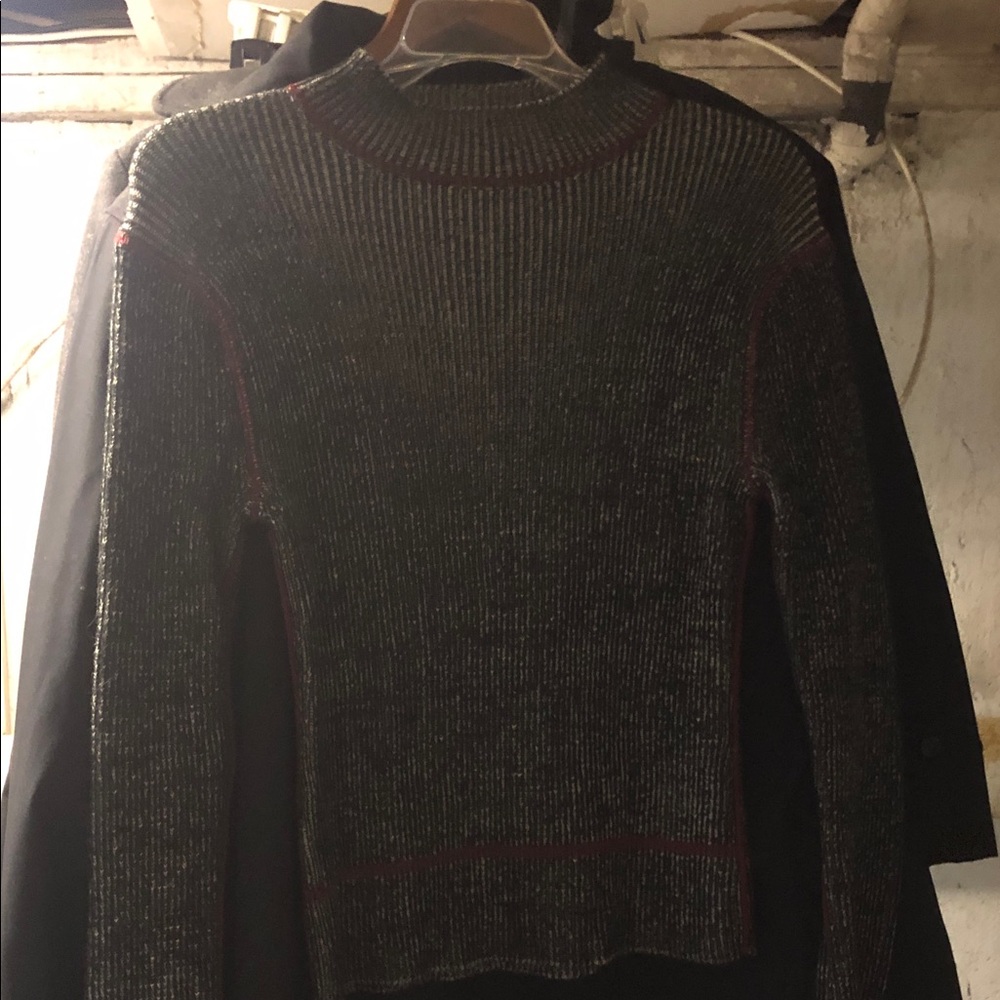 Shimmery Black Crewneck Sweater with Contrast Stitching